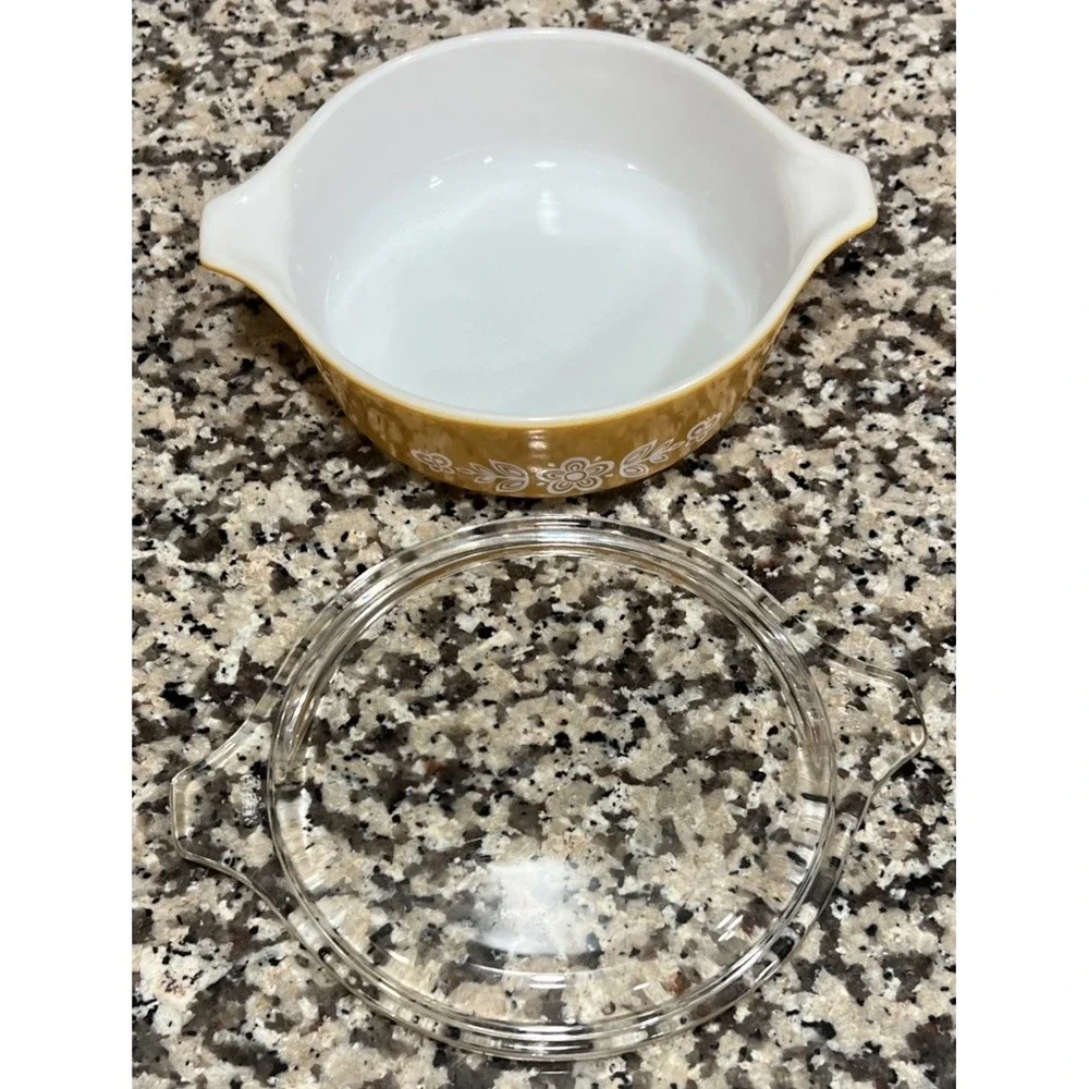 Pyrex vintage butterfly